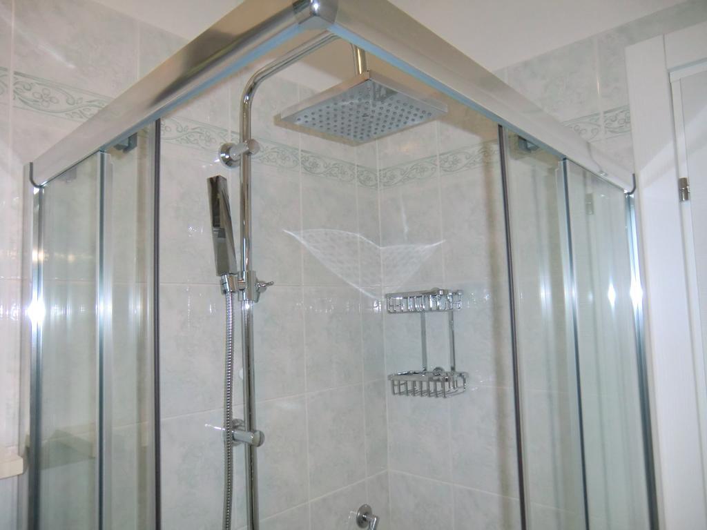 Residence Villaggio Dei Fiori Con Piscina E Posto Spiaggia Incluso Caorle Habitación foto